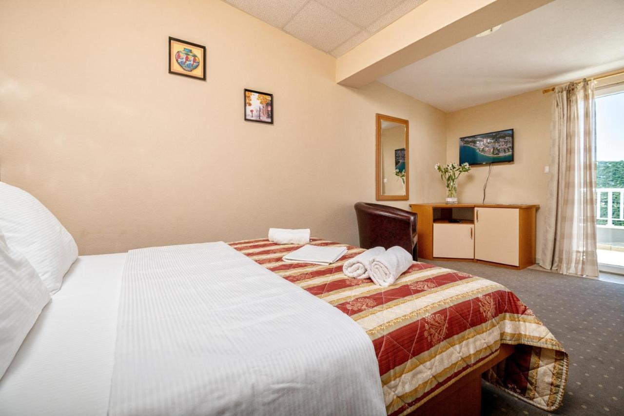 Hotel Luna Neum Exteriör bild